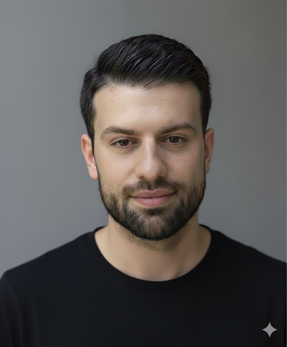 Portrait of Alik Ovesyan, tech career coach
